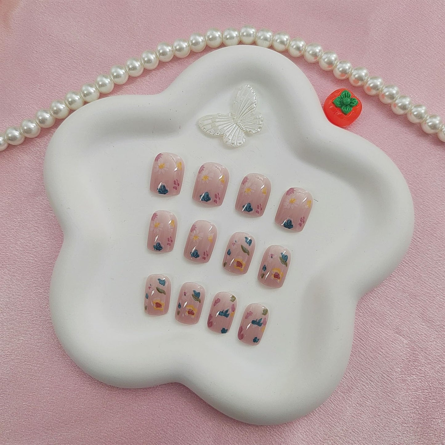 Spring Press on Nails Short Square Fake Nails Nude Nails Press ons Glossy Glue on Nails Cute Acrylic Nails Summer False Nails with Flower Designs Artificial Stick on Nails for Women 24Pcs
