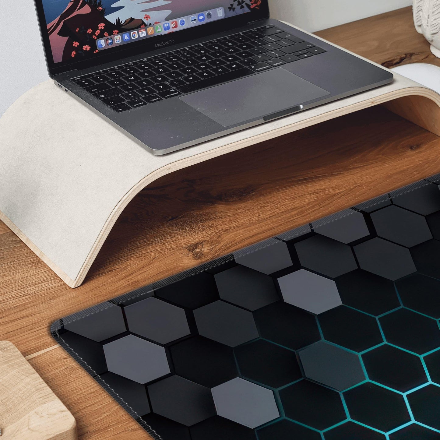 Hexagon Honeycomb Large Mouse Pad,Gaming Keyboard Desk Pad,Extended Mouse Mat Non-Slip Rubber Base with Stitched Edges for Office Game Home XXL 35.4"x15.7"