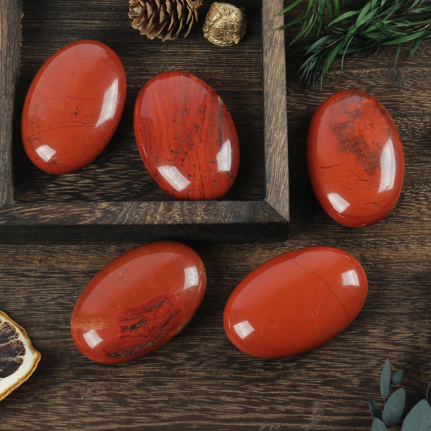 Loveliome Natural Red Jasper Oval Polished Worry Stones, Healing Crystal Indoor Fountain Stones Massage Energy Anxiety Relief Items