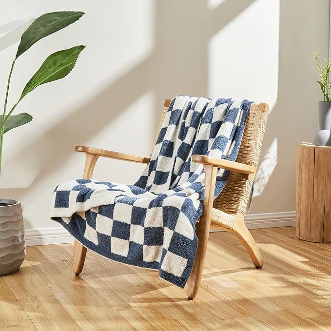 CozeCube Checkered Blanket, Ultra Soft Cozy Blue and White Throw Blanket, Warm Cozy Knit Fuzzy Plush Checkerboard Throw for Couch Bed Sofa, 50"x60"