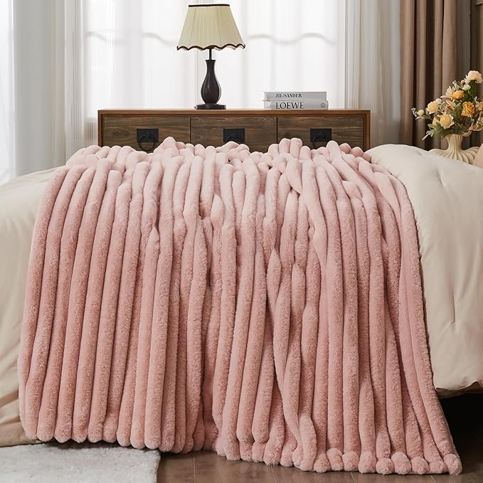 NEWCOSPLAY Faux Fur Throw Blanket Pink 3D Ribbed Plush Thick Warm Blanket for Couch Sofa Bed 850GSM (Pink Ribbed, Throw(50"x60"))