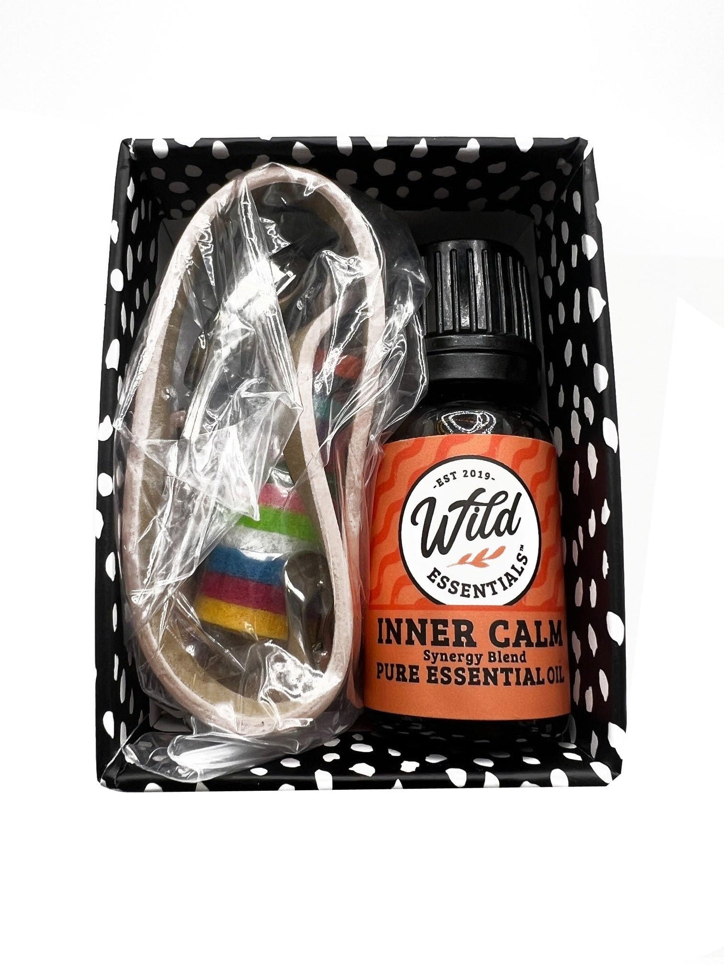 Wild Essentials Tree of Life Essential Oil Diffuser Necklace Gift Set - Includes Aromatherapy Pendant, 24" Stainless Steel Chain, Refill Pads and 10 ml Bottle of Inner Calm 100% Essential Oil