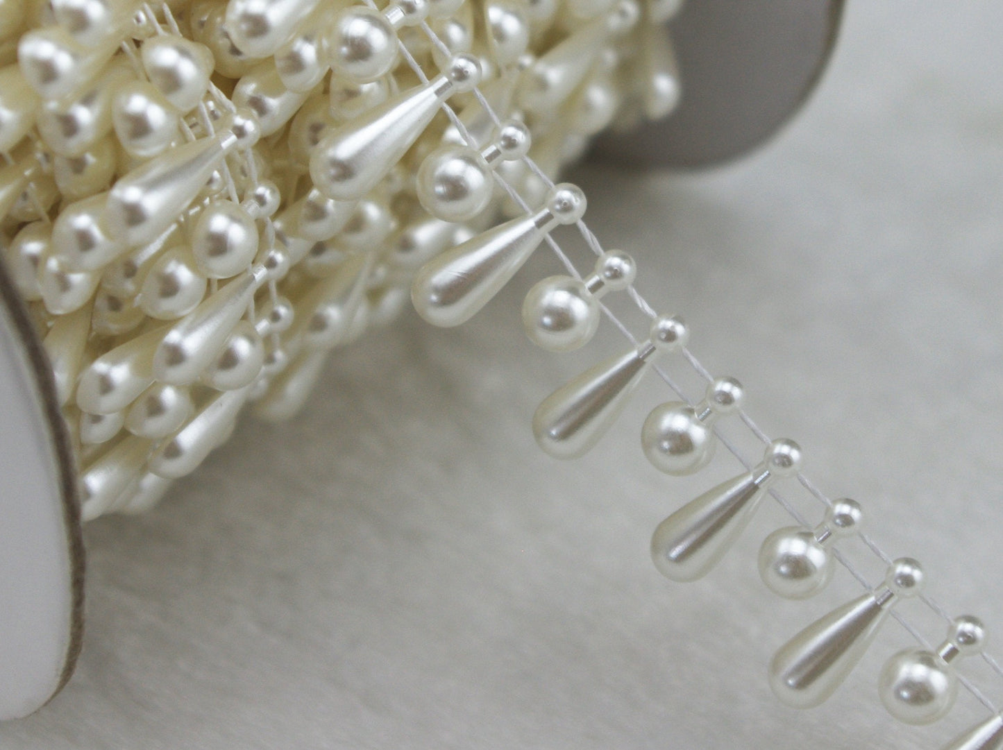 10 Yards 3/5" Width Ivory Teardrop Pearl Rhinestone Chain Sew On Trims Wedding Dress Decoration LZ97