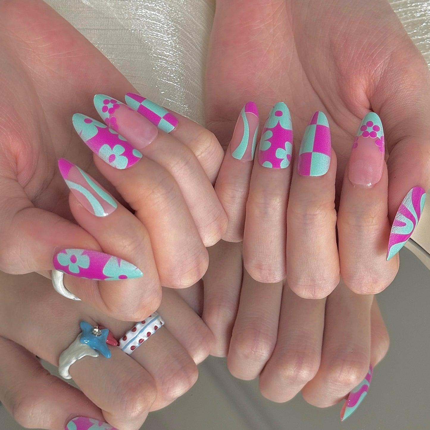 YHGIJ 24pcs Medium Almond Press-on Nails: Multicolor Floral & Plaid Designs, Glossy Plastic Finish