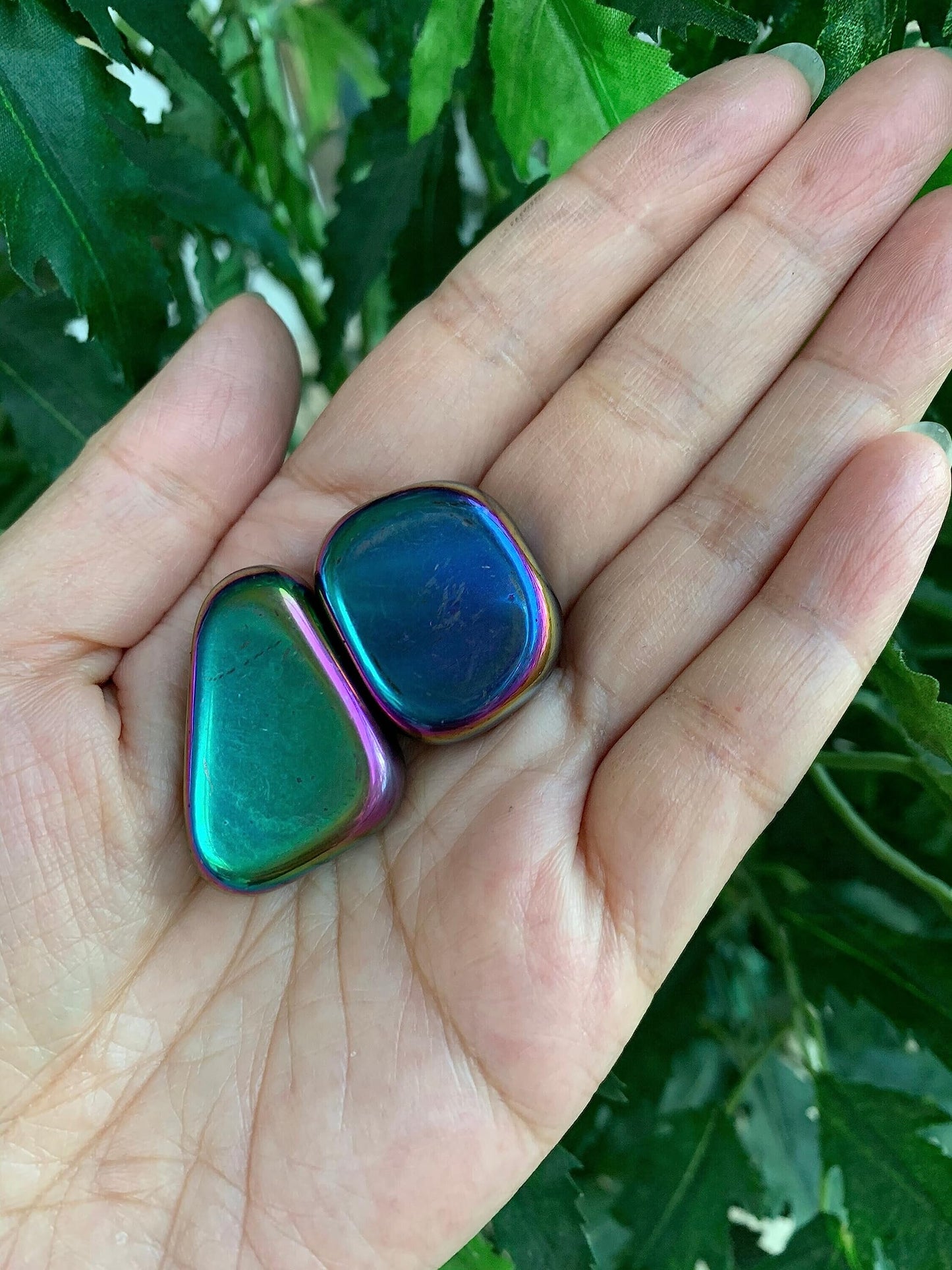 GAF TREASURES 5 Pcs Rainbow Magnetic Hematite Tumbled Stones, Polished Natural Rainbow Magnetic Hematite Gemstone, Rainbow Magnetic Hematite Healing Crystals (Rainbow Magnetic Hematite)