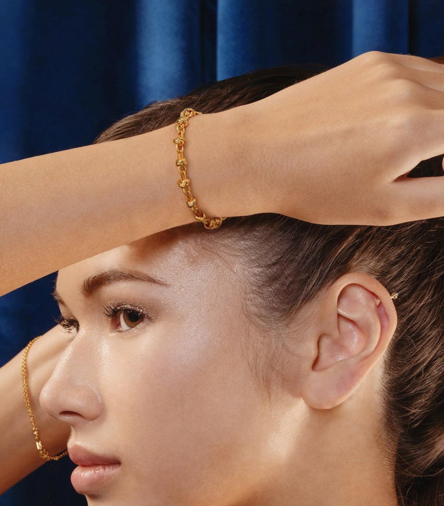 SOFYBJA Dainty 18K Gold Chunky Round Knotted Chain Bracelet for Women Adjustable Layered Jewelry
