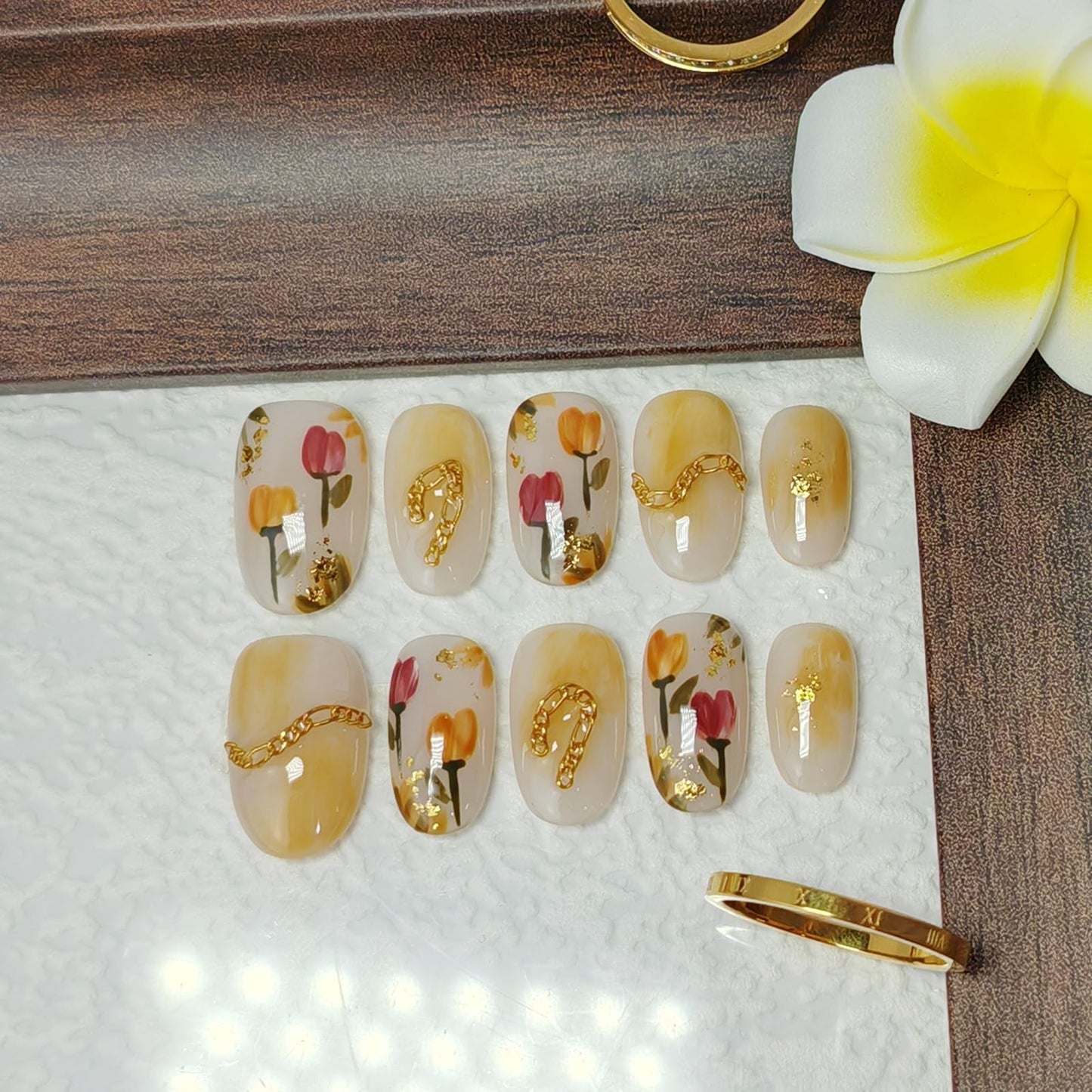 Short/Medium Oval Nails Handmade Glitter Press on Nails with Designs, Cat Eye/Aurora Women Reusable False Nails (Orange Tulip#Small)