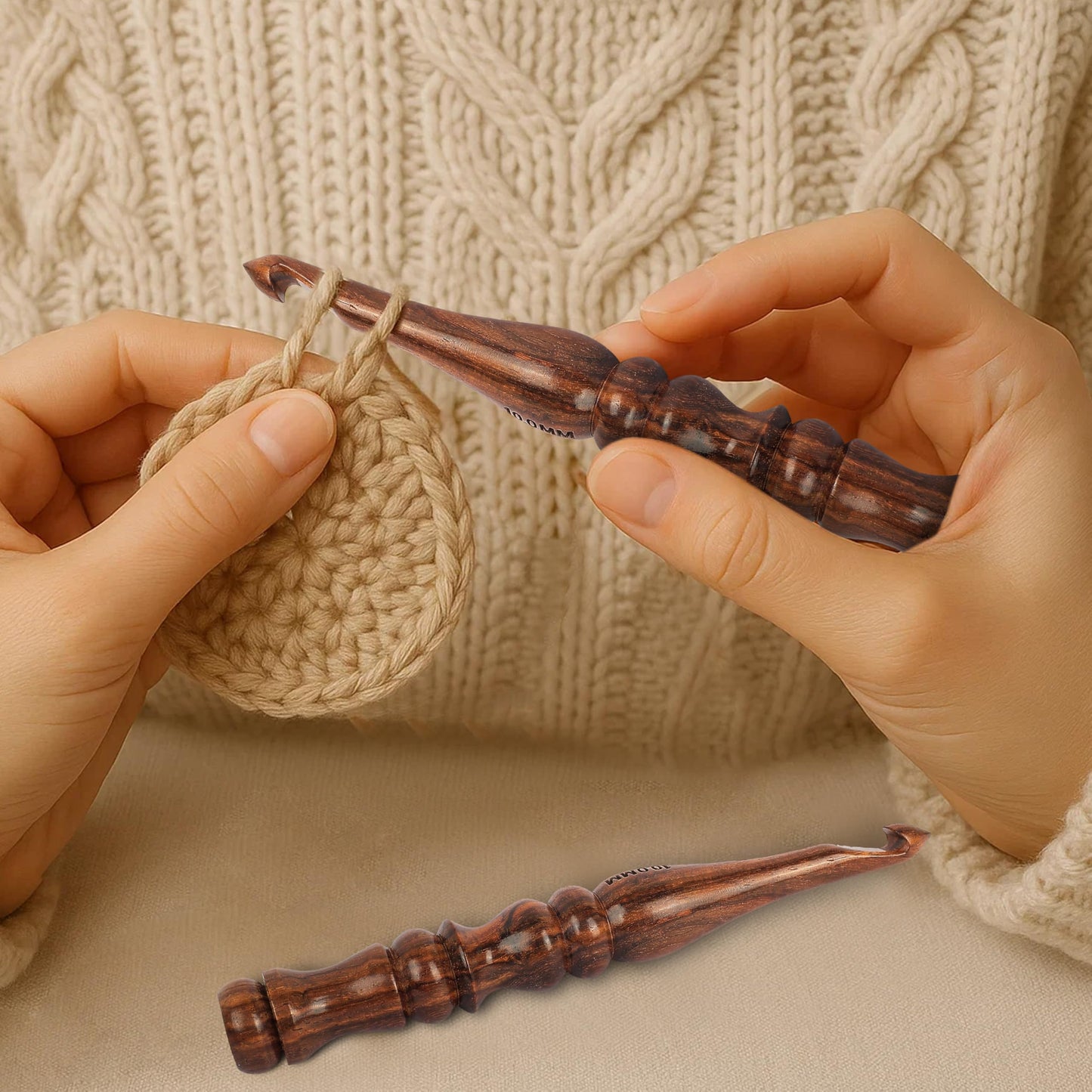 PIEWOOD - Wooden Crochet Hooks, Set of 7 Crochet Hooks Ergonomic Soft Grip Handle, Crochet Hooks for Crocheting Yarn, Knitting Gift for Her (Set of 7)