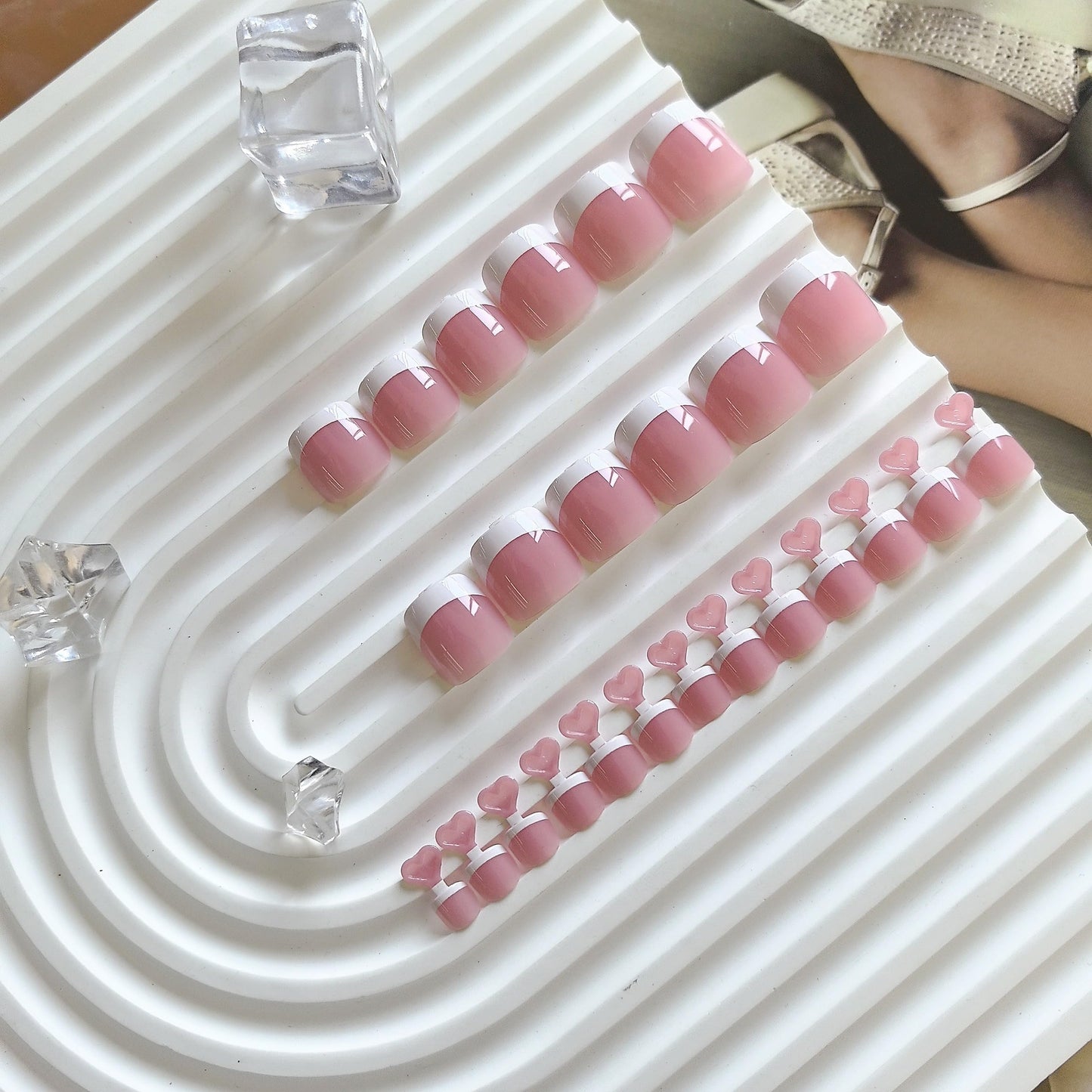 KQueenest White French Tip Press on Nails Almond & Press on Toes Short Square For Summer Beach Party Daily Decoration in 60 Pcs