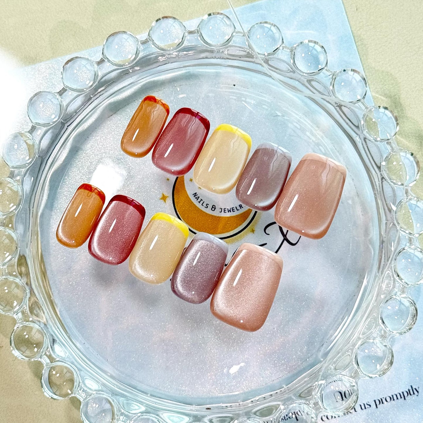 Cat Eye French Nail Tips, Short Square Press-On Nails,10Pcs Nail Kit for Women Girls Elegant & Durable Artificial Nails for Instant Manicure.