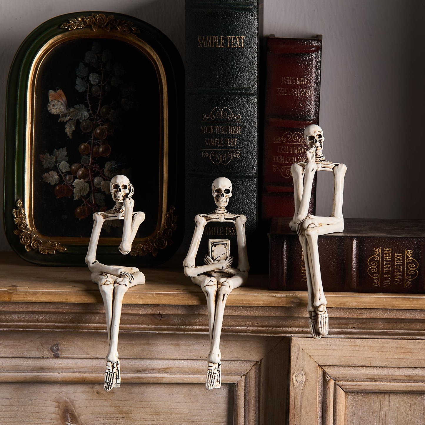 Octdays Skull Thinker Statues Halloween Decor, Indoor Small Resin Skull Collectible Figurines, Halloween Table Bookshelf Home Living Room Decorations (White)