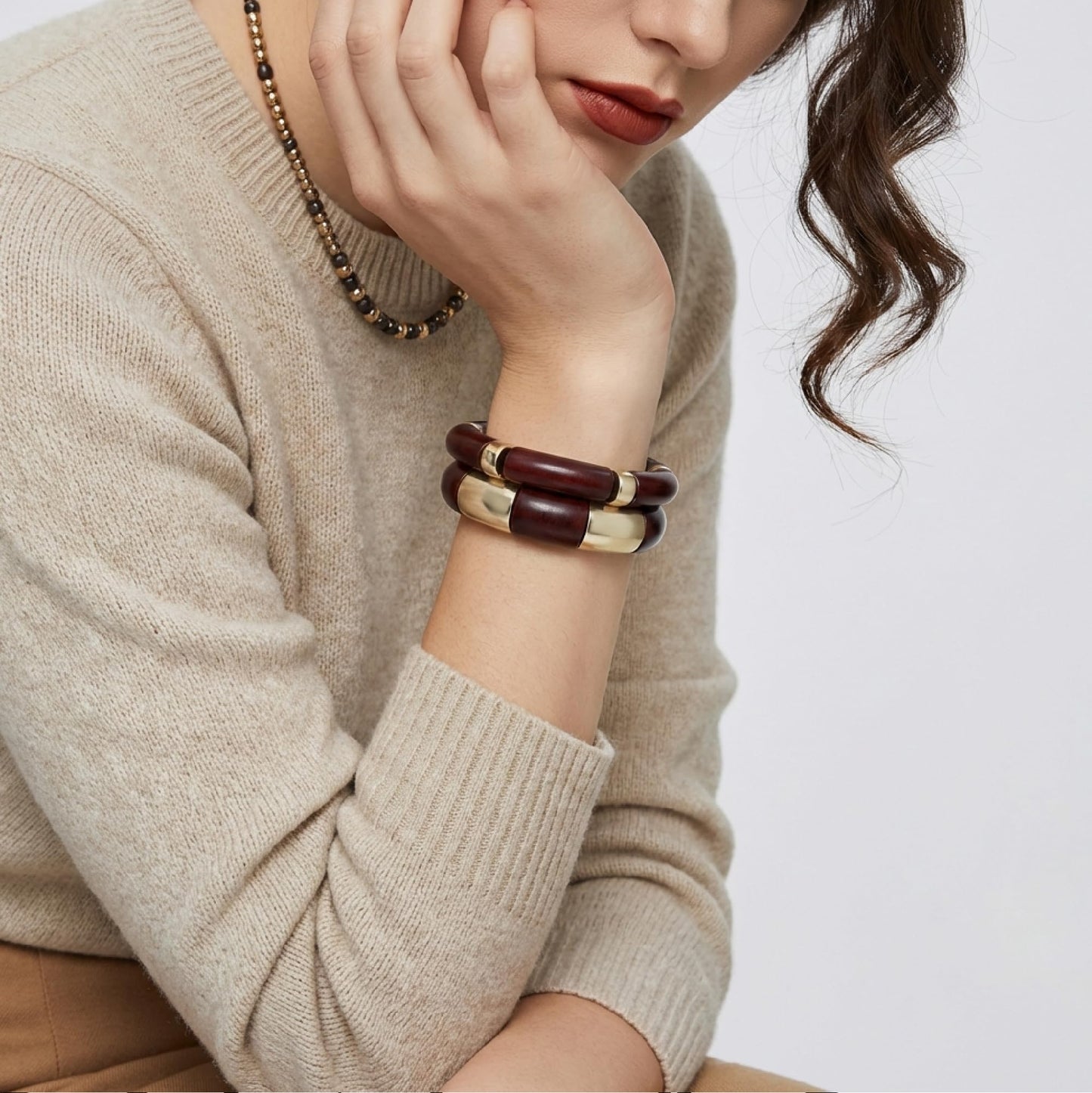 GOOJIDS Simple Beaded Gold Plated Bangles Bracelet Chunky Bamboo Tube Curved Stacking Clear Acrylic Colorful Beads Stretchable Gold Plated Bracelets Set For Women (T-Dark Brown 2 set)