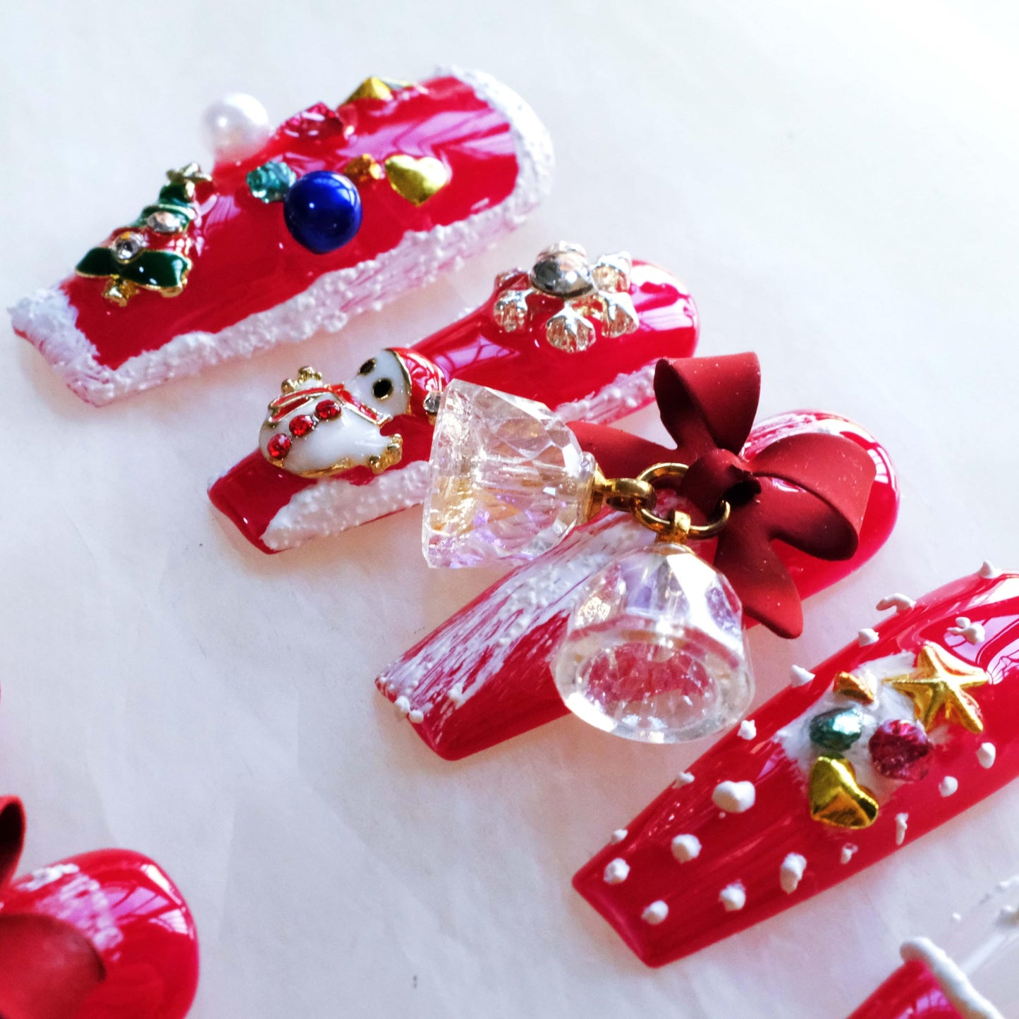 GLORS Christmas Press-On Nails, Long Ballerina Shape, Red and White Design with Snowman, Bows and Snowflakes, 10 Pieces (Small, LS)