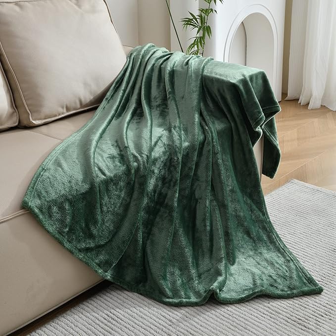 SOCHOW Flannel Fleece Blanket Twin Size, All Season Super Soft Cozy Blanket for Bed or Couch, Olive Green, 60" X 80"