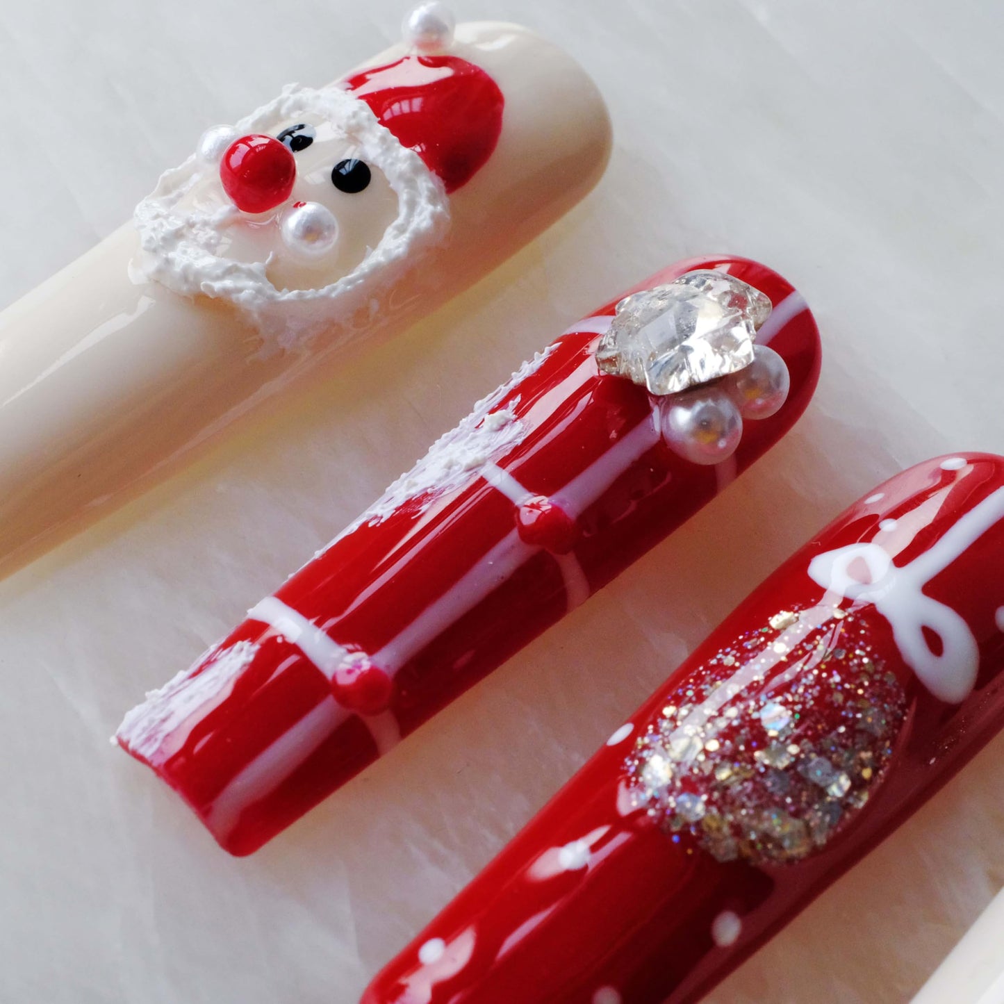 GLORS Christmas Press-On Nails, Long Coffin Shape, Red and White Holiday Design with Snowman and Bows, 10 Pieces (Small, LS)