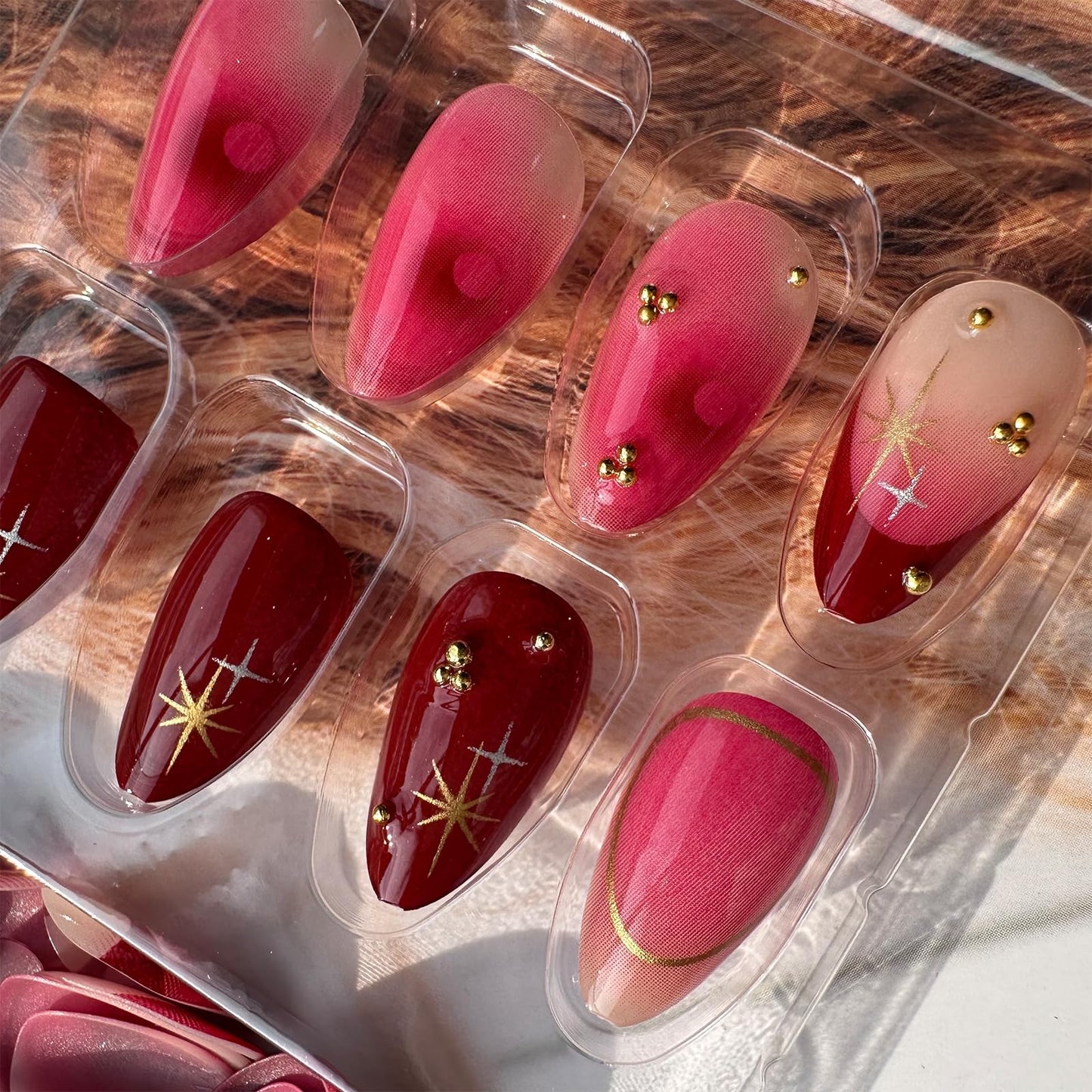 LBPEPAMZ Red Press On Nails Medium Almond Fake Nails with 3D Texture Gold Design Y2K Gold Star Bead Full Cover Acrylic False Nails Golden Line Ombre Stick On Nails for Women Manicure Decor 24Pcs