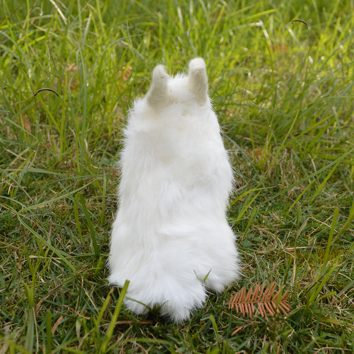 Basuo-9Q Easter Bunny Plush Figurines - 2 Piece Realistic Rabbit Stuffy for Easter Decor, Spring Basket Fillers, Home Decoration, Photoshoot Props, (White)