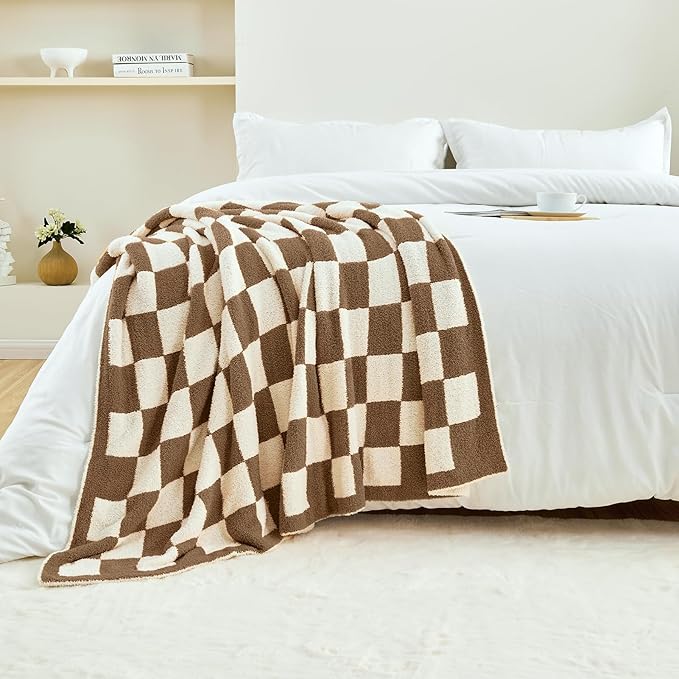 CozeCube Checkered Blanket, Ultra Soft Cozy Dark Brown and White Throw Blanket, Warm Cozy Knit Fuzzy Plush Checkerboard Throw for Couch Bed Sofa, 60"x80"
