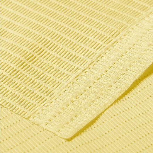 JMU Dental Bibs 125pack, Disposable Tattoo Bibs 3-Ply, Waterproof Tray Covers, 13" x 18", Yellow