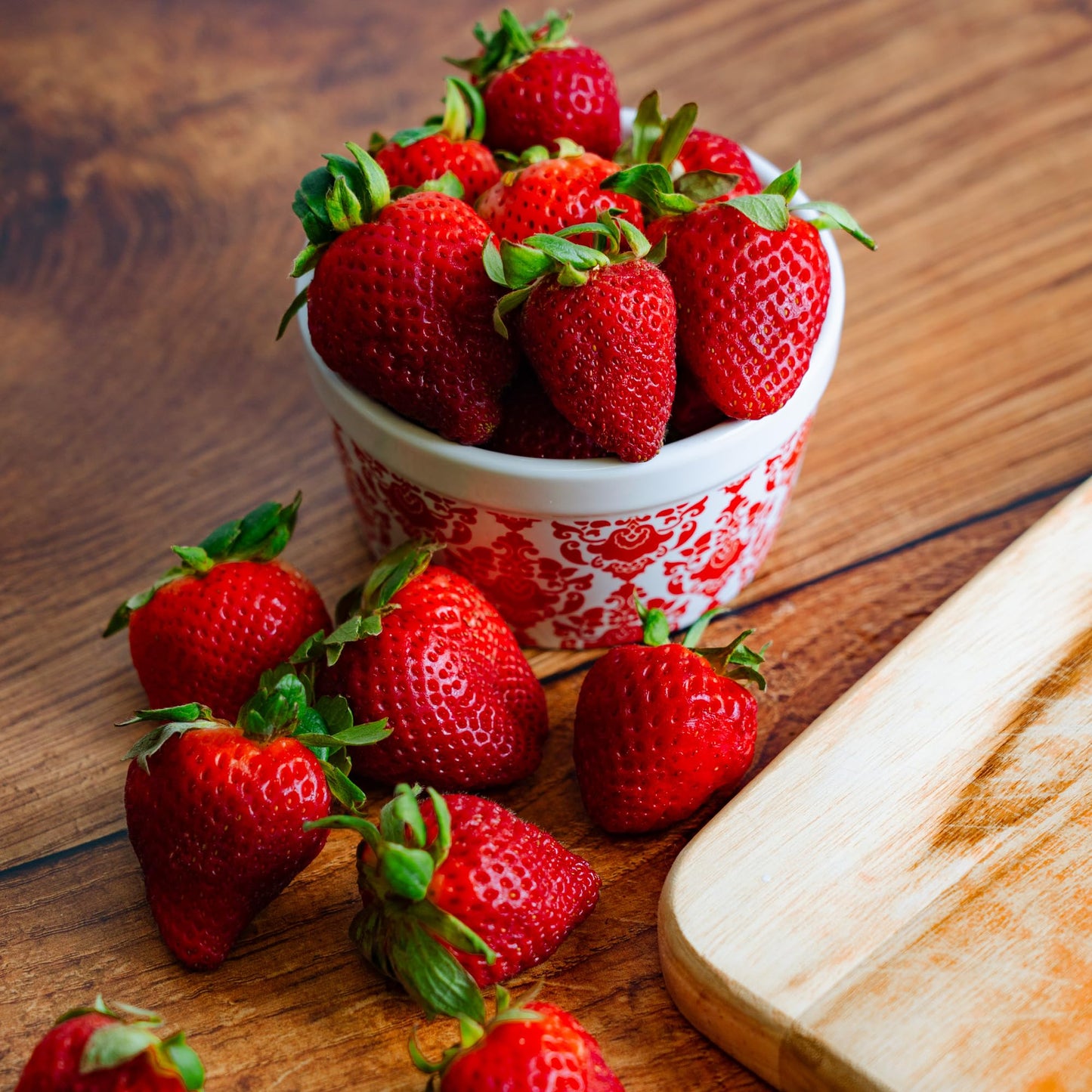 Perfect Plants Eversweet Everbearing Strawberry 1 Gallon | Live Fruit Bush for Sweet Berries All Summer Long | Perfect for Home Gardens