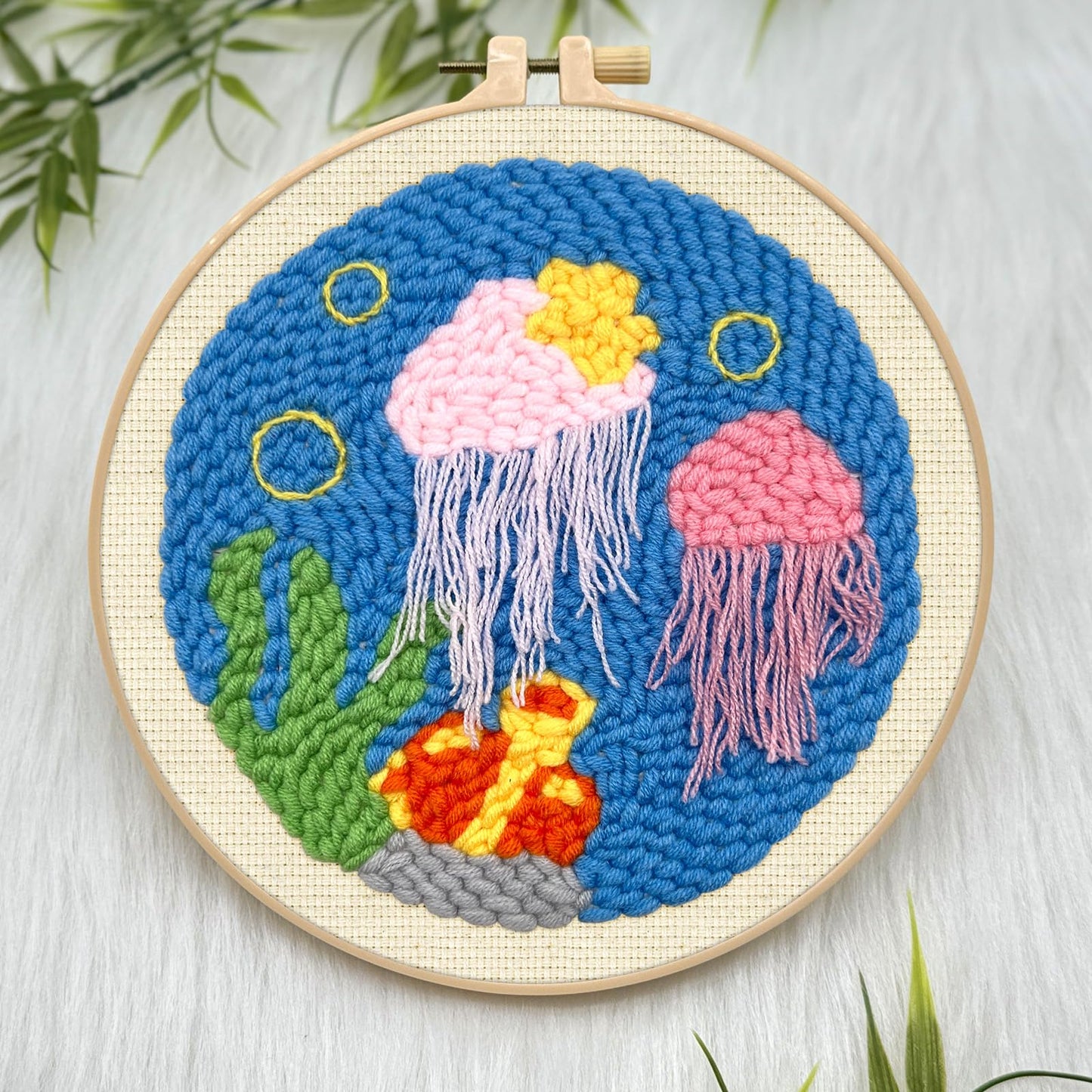 ERKOON Punch Needle Kit Adults Beginners, DIY Easy Ocean Embroidery Set for Starter Art Craft, Needling Punch Project with Patterns, Tools, Yarns, Hoop, Instruction (Jellyfish)