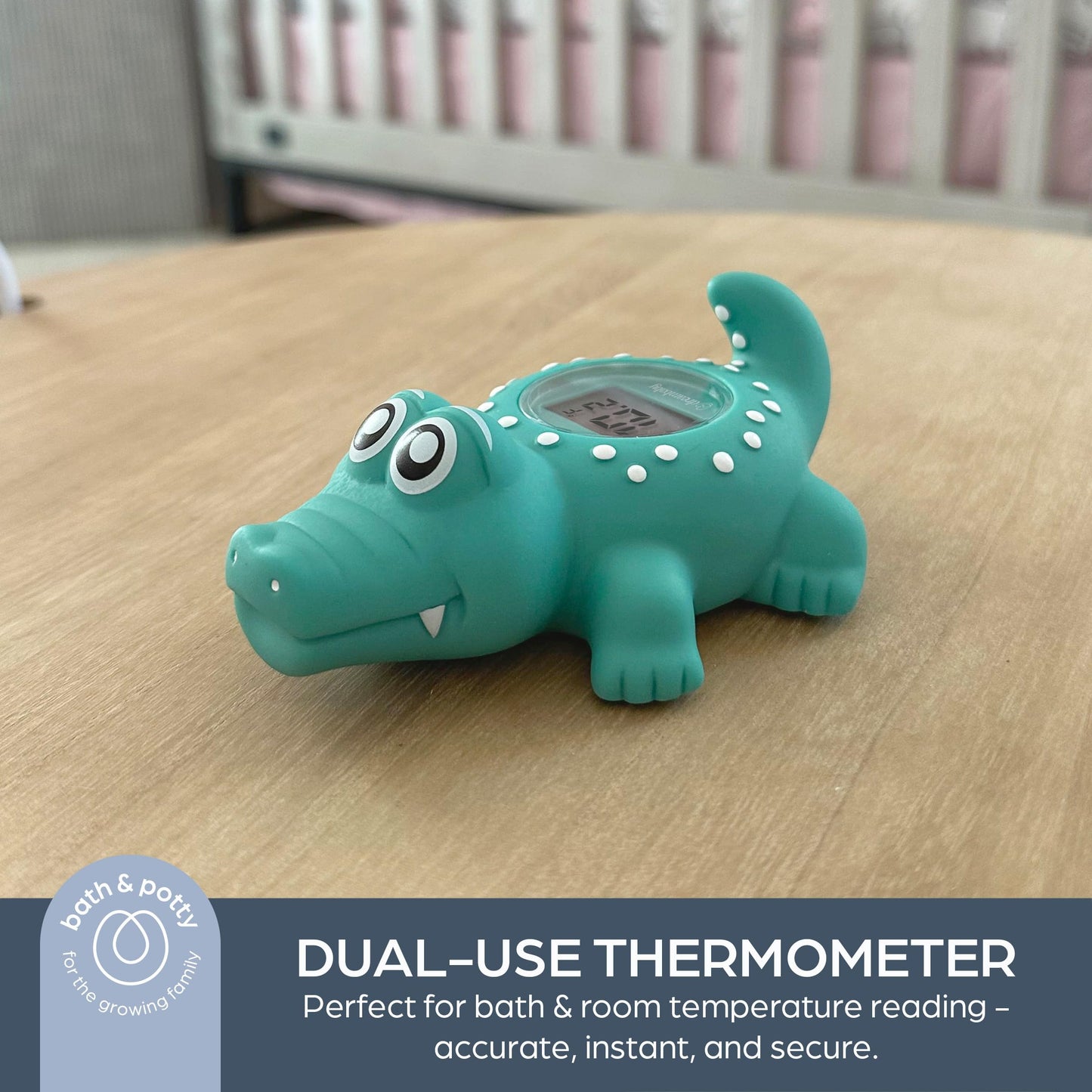 Dreambaby Floating Crocodile Bath Thermometer - Water Temperature Monitoring for Newborns, Infants, Toddlers - Croc Toy with Fahrenheit Display