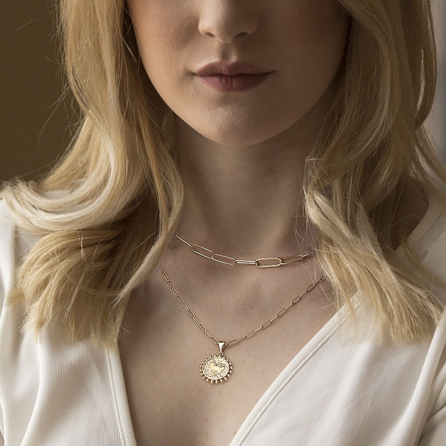 Turandoss Layered Necklace - Adjustable Minimalist Pendant Necklaces Jewelry for Women Choker