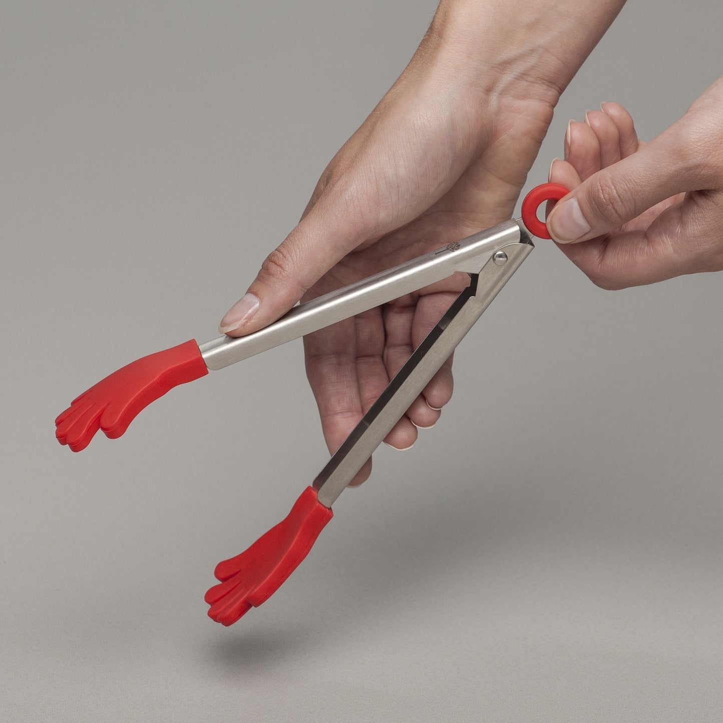 Kitchen Innovations J130DISP 7" Silicone Handy Tong