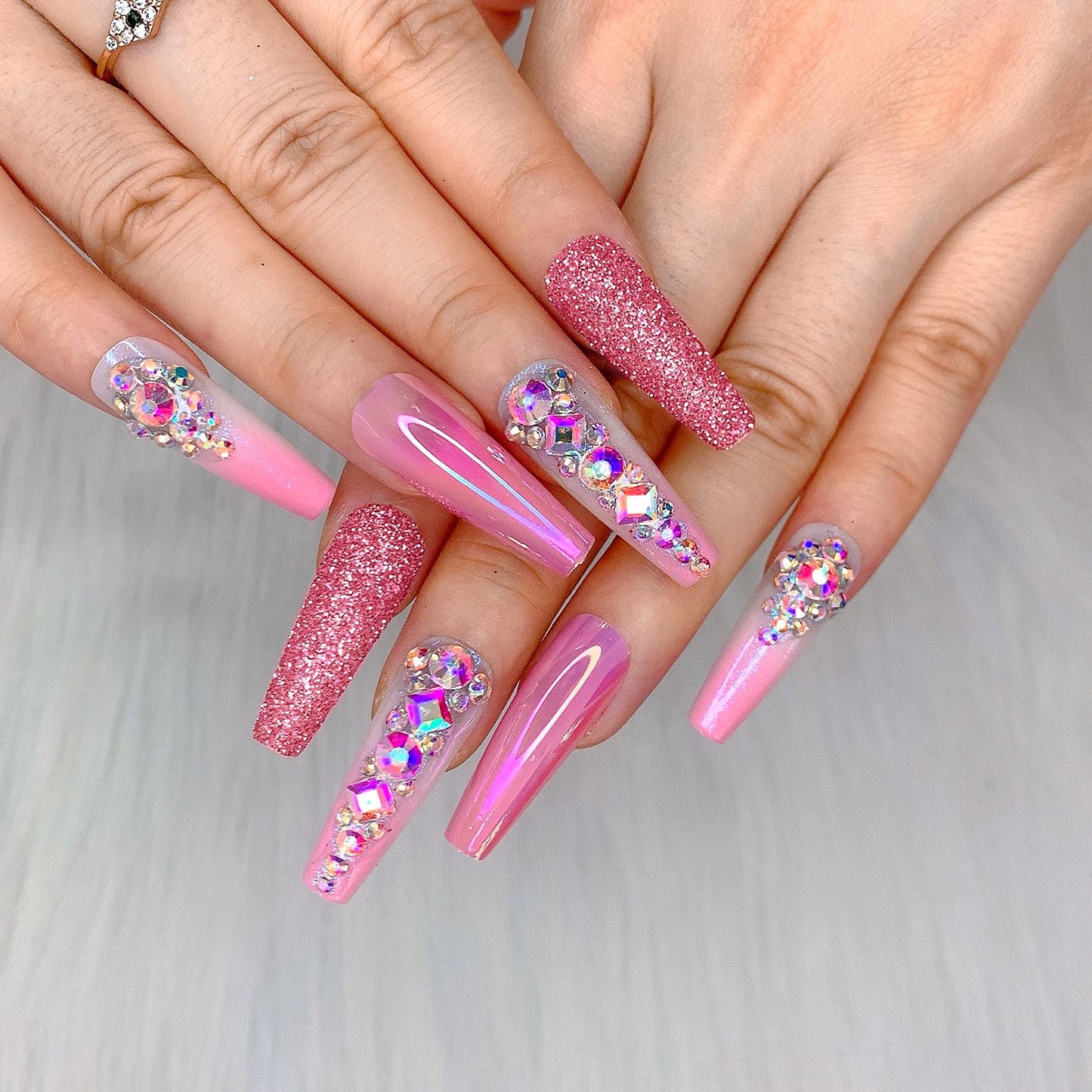 Artquee 36pcs Pink Ombre Crystal Press on Nails with 3D Rhinestones Mixed Pink Metal and Glitter Glossy False Nails Long Ballerina Coffin Flash Fake Nail Tips Manicure for Women