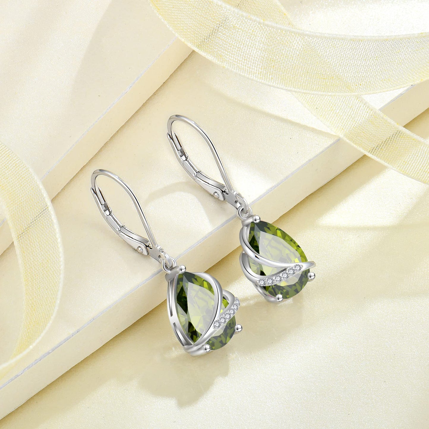 Rocayi Teardrop Peridot Earrings 925 Sterling Silver Dangle Drop Earrings August Birthstone Jewelry for Women