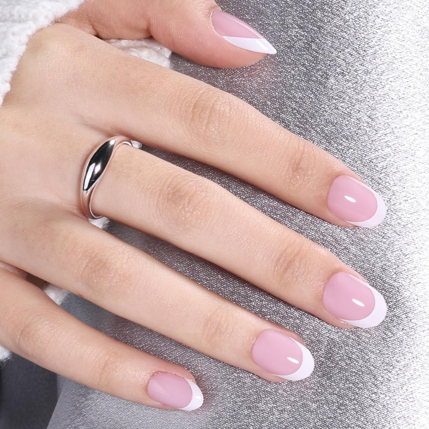 White French Tip Press On Nails Oval - Short Oval Fake Nails, White French Tip Press On Nails Reusable Stick On Nails in 16 Sizes, 32pcs False Nail Kit for Women & Girls