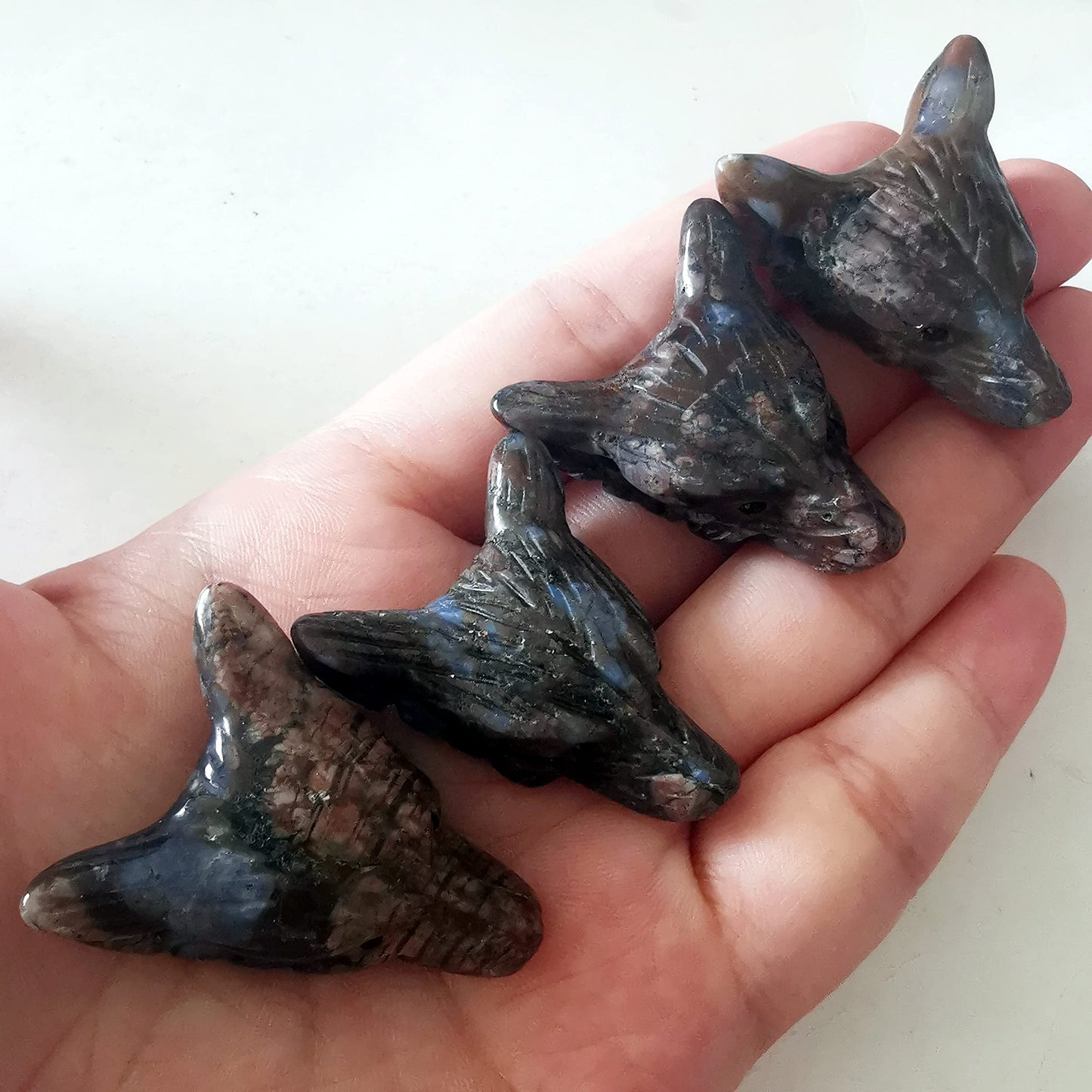 Bacatgem Natural Rhyolite 1.37 inchs Wolf Head Pocket Crystals and Healing Stone Figurine,Haped DIY-Jewelry Pendant