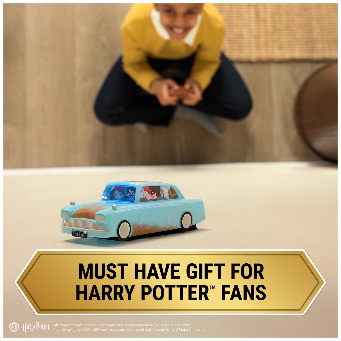 Wizarding World Harry Potter, Weasley’s Flying Remote Control Car with Zero Gravity Technology, Drives Indoors on Walls & Floors, Kids Toys for Ages 6 and up