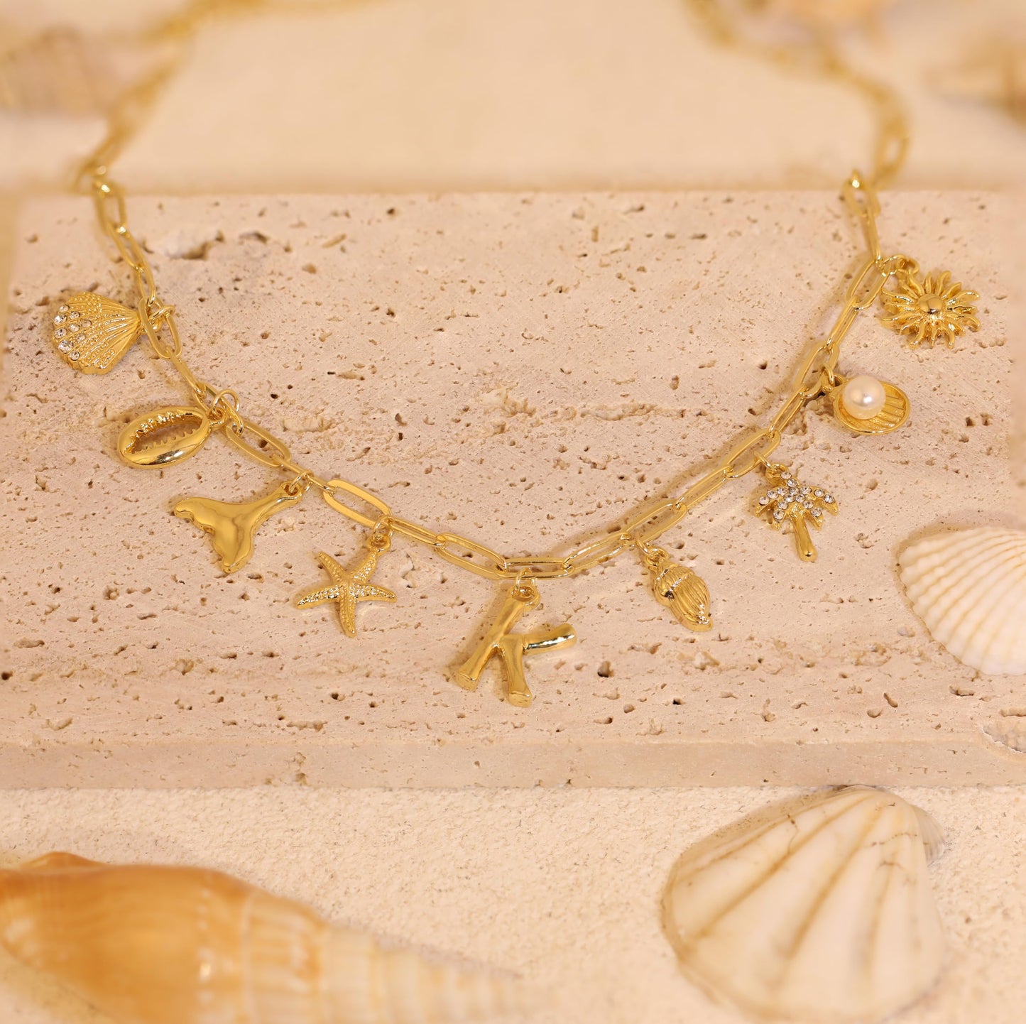 JALZEMPL Initial Charm Necklaces For Women Shell Letter Paperclip Chain Seashell Starfish Beach Summer Pendant Boho Surfer 14K Gold Plated Jewelry Gift (O)