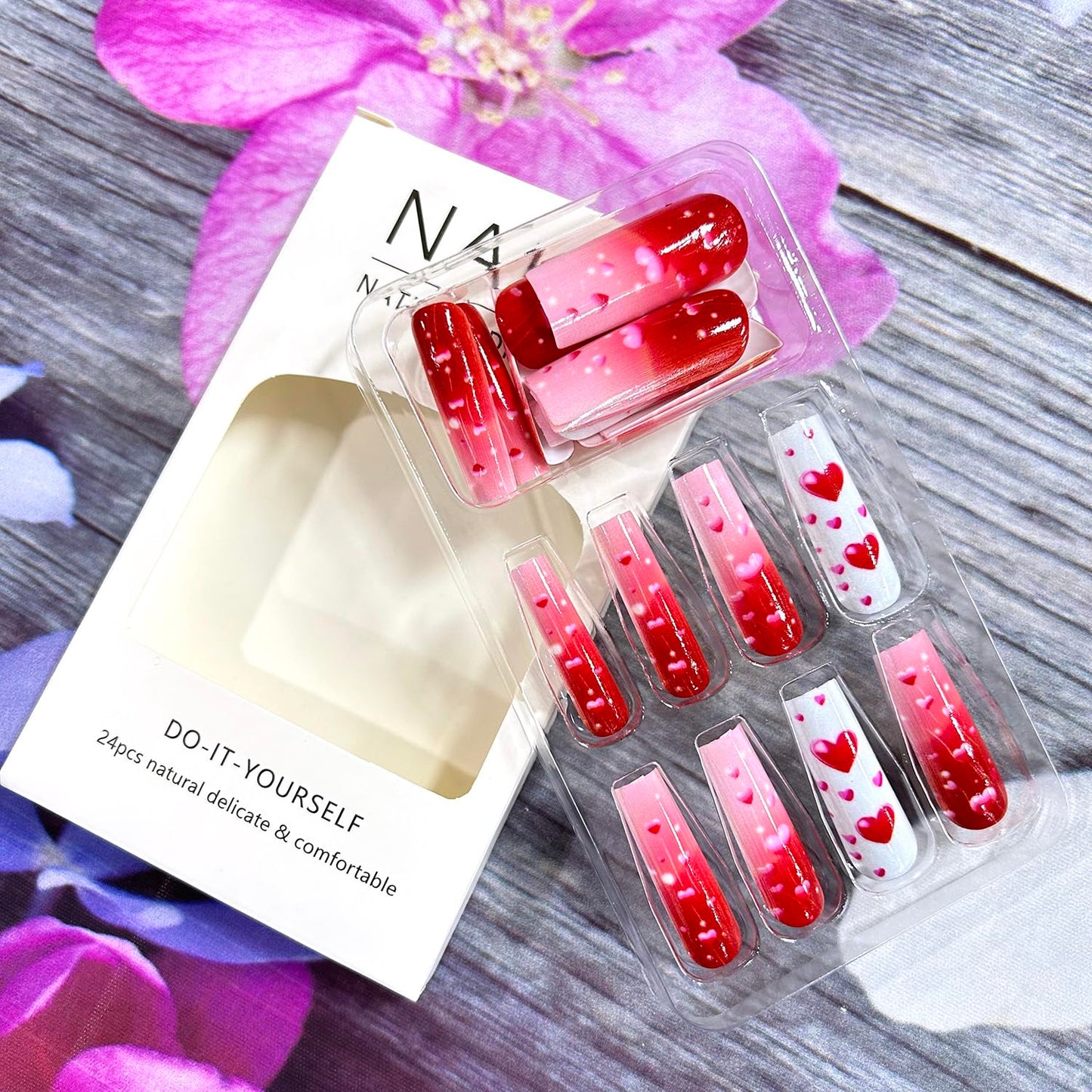 Valentine's Press on Nails Long Pink Red Love Heart Fake Nails Heart Design Full Cover Glossy Valentine's Acrylic Nails Artificial Coffin Nails Holiday Nails 24Pcs Stick on Nails for Women