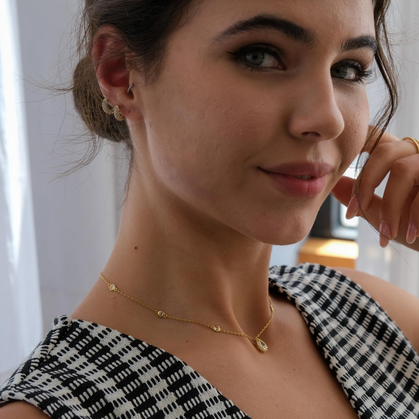 Sterling Silver Waterdrop Pear Shape Pendant Droplet Necklace