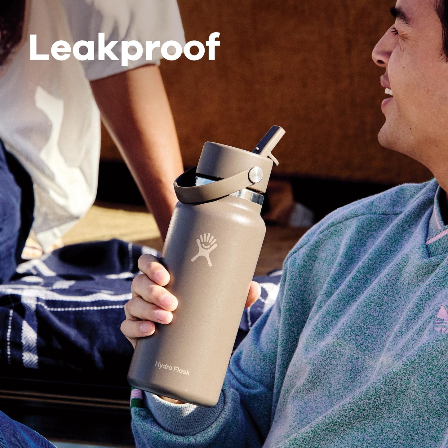 Hydro Flask Water Bottle - Insulated Stainless Steel - Wide Mouth Flex Straw Lid, Non Spill, Leakproof and Refillable in 32 Oz White