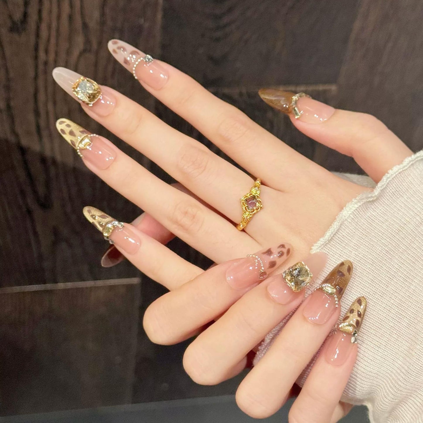 Handmade Press on Nails Long Stiletto Fake Nails French Tip Leopard print False Nails with 3D Rhinestones Designs Sparkly Gold luxury Artificial Nails Reusable for Women 10pcs (Size M）