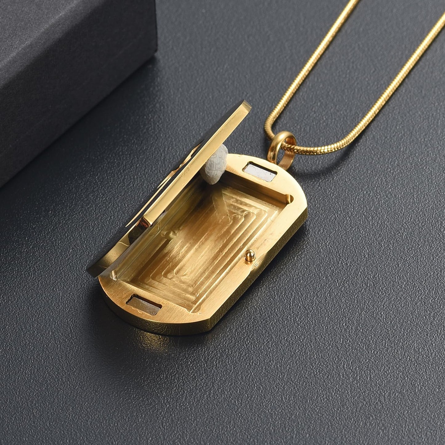 mingkejw Cross Essential Oil Diffuser Necklace Aromatherapy Pendant Locket Jewelry Stainless Steel Perfume Necklace| 22 Adjustable Chain| 12 Refill Pads| Gift Box