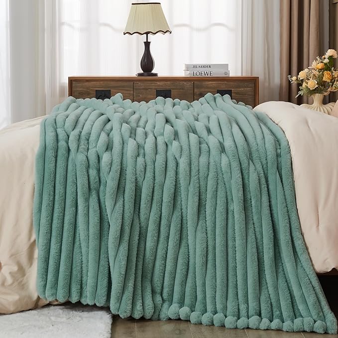 NEWCOSPLAY Faux Fur Throw Blanket New Sage Green 3D Ribbed Plush Thick Warm Blanket for Couch Sofa Bed 850GSM (New Sage Green Ribbed, Throw(50"x60"))