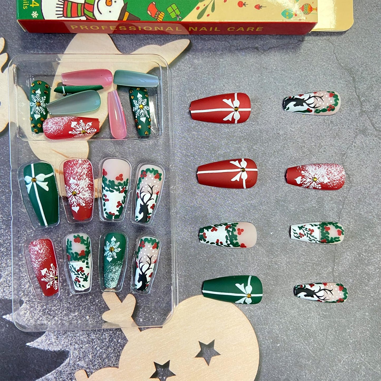 Christmas Press on Nails Medium Coffin Fake Nails With Elk Snowflake Bow Designs Xmas Red Green Matte False Nails Full Cover Stick on Nails Winter Artificial Nails for Women Glue on Nails 24 Pcs