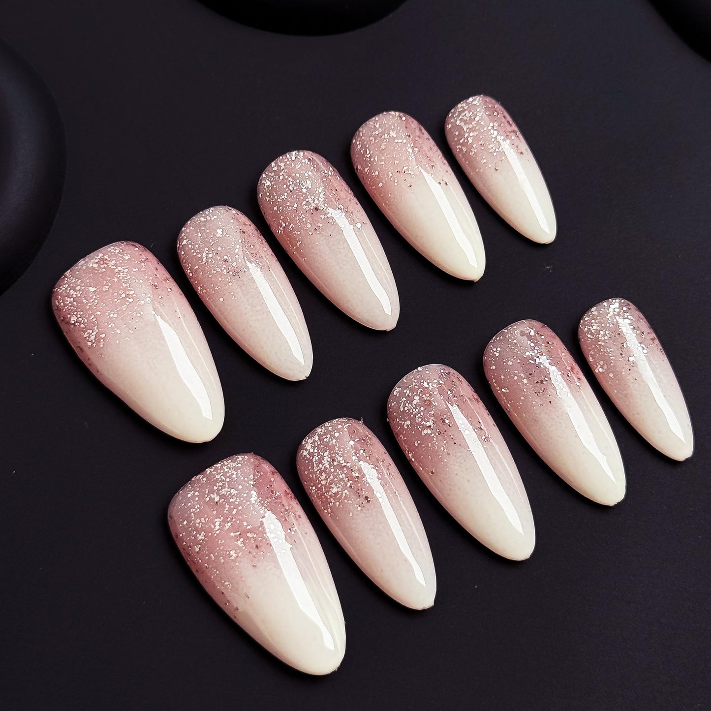 Rosé Sparkle Nude Glitter Press On Nails, 10pcs Elegant Pink Nude Gradient Almond Fake Nails, Soft Glam UV Gel/Acrylic Wearable Nails for Women - 25mm (Multicolor, S)