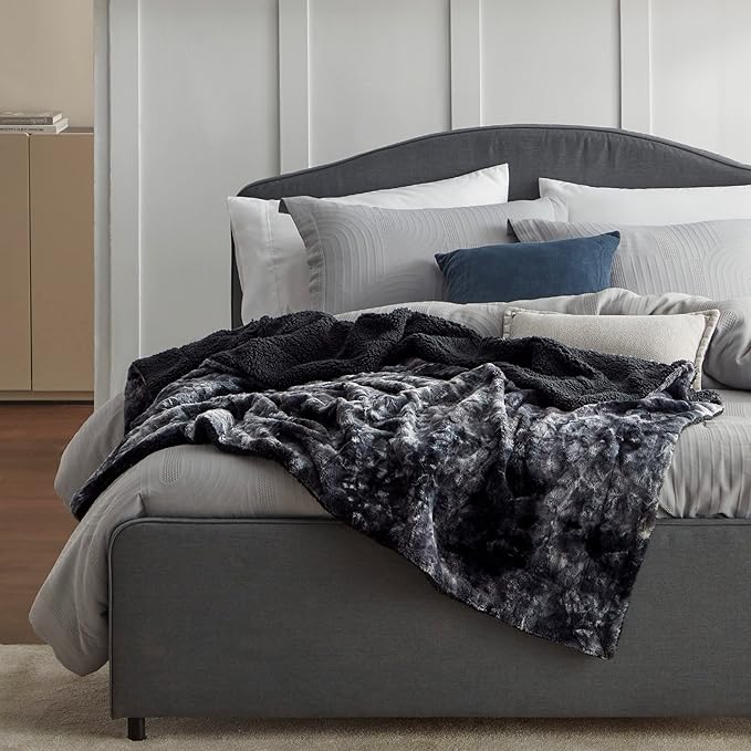 Bedsure Sherpa Blanket Twin Size - Soft, Fuzzy & Fluffy Faux Fur - Warm, Cozy Blanket for Couch, Sofa and Bed, Tie Dye Design, Black, 60x80 Inches