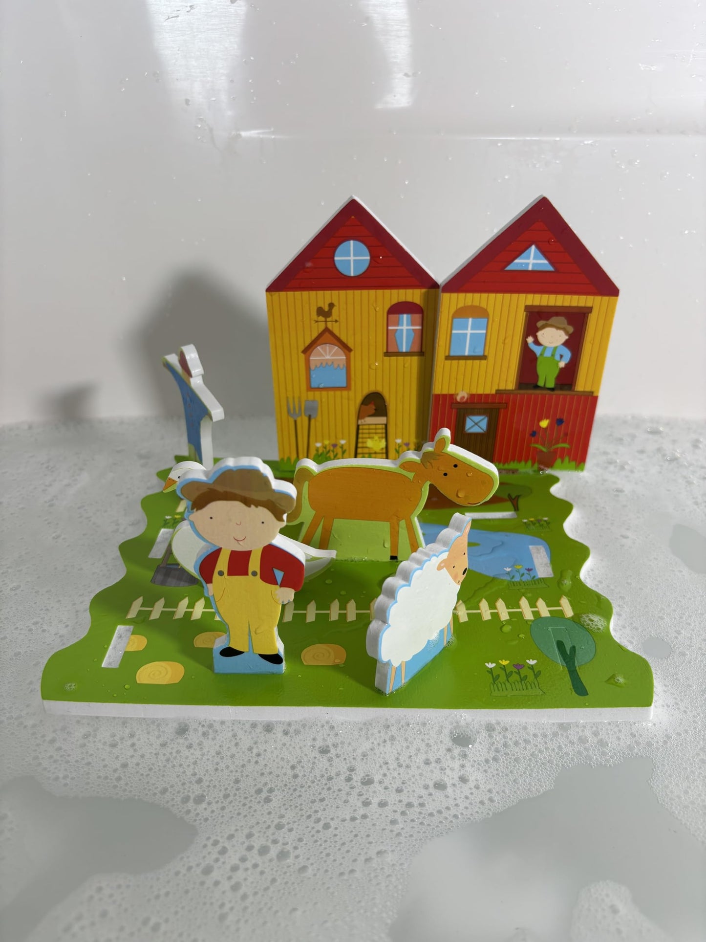 Buddy & Barney: Bath Time: Build & Play - On The Farm - Floating 3D Foam Stickers, Interactive Animal Scene, Suction Cup Mesh Bag, Water Toy, Kids 3+