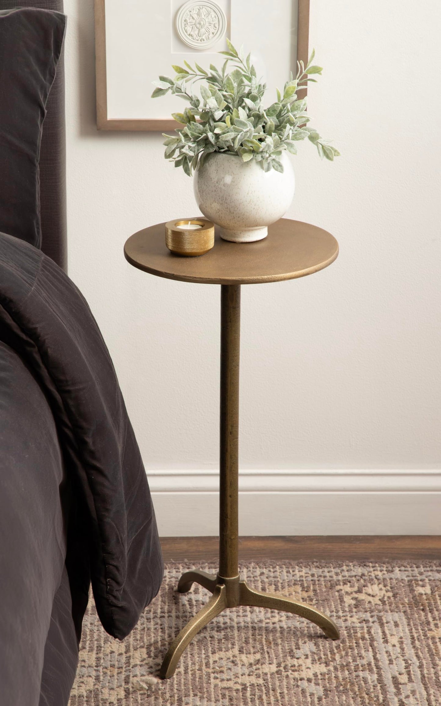 Kate and Laurel Henshall Mid-Century Metal Round Side Table, 12 x 12 x 24, Antique Brass, Sand Cast Aluminum Sculptural Indoor Plant Stand with Tripod Base for Use as End Table or Bedroom Nightstand
