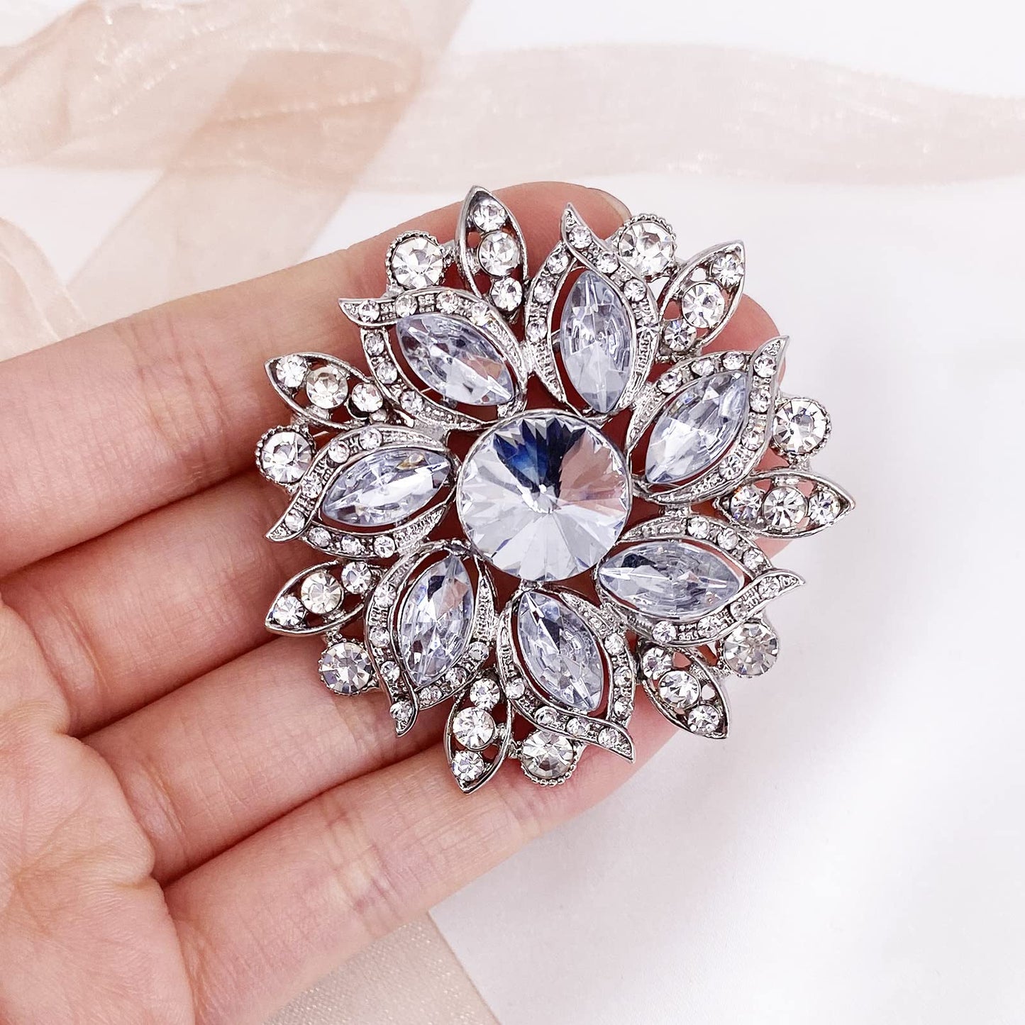 LAXPICOL Vintage Women's Clear Austrian Crystal Elegant Flower Brooch Wedding Broach Pin