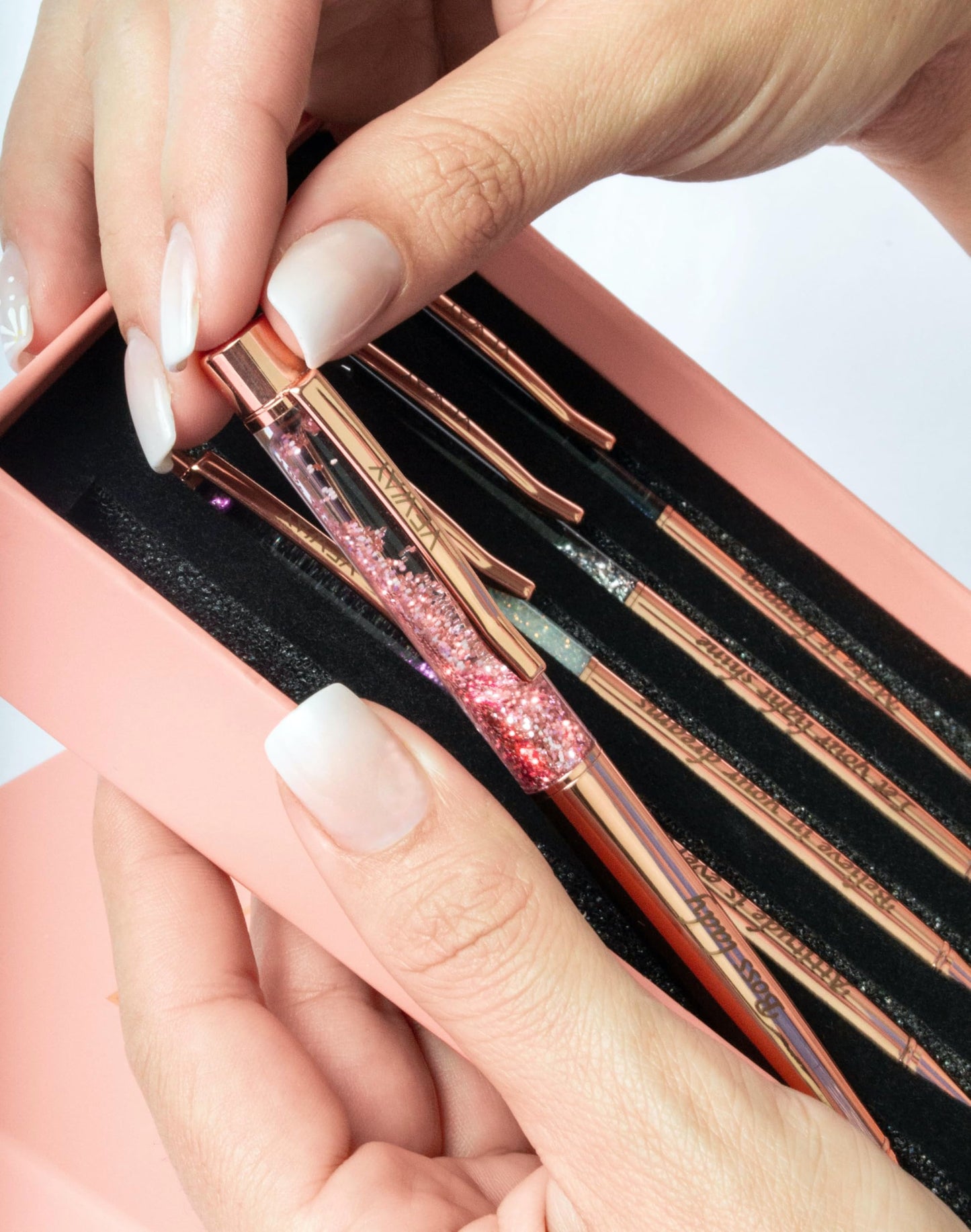 Veway - Luxury Pens for Women, 5 Glitter Rose Gold Writing Pens, Exclusive Pen Sets for Women Gift, Refillable Ballpoint Gift Set for Teachers, Executives & Special Occasions