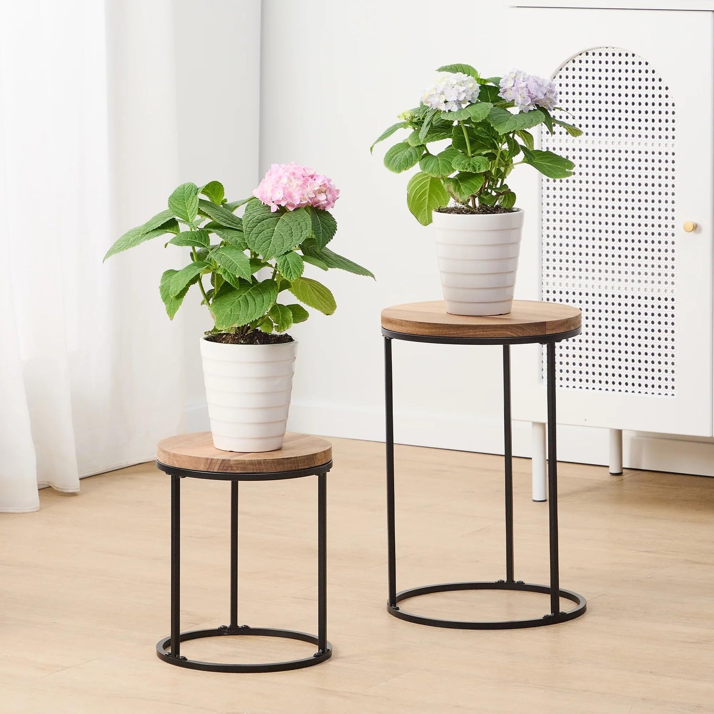 CZTGNMI 2 Pack Acacia Wood Plant Stands Patio Balcony Plant Display Must-Have