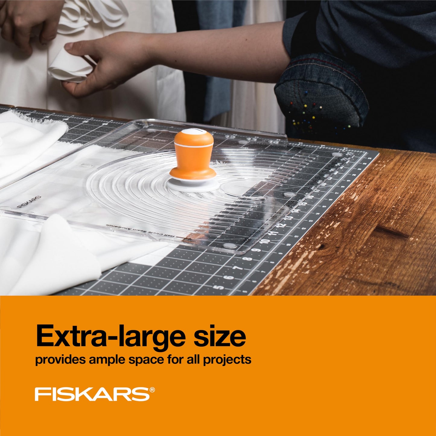 Fiskars Self Healing Cutting Mat for Quilting, Arts and Crafts, 24" x 36" Grid, Sewing Mat, Craft Cutting Board, Sewing Supplies and Quilting Tools (Pack of 3)