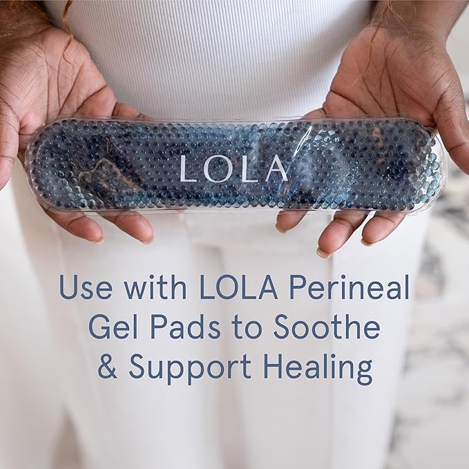 LOLA Organic Cotton Postpartum Pads, 32 Count, Ultra Absorbent and Extra Long Pads, Overnight and Full Coverage, Postpartum Essentials